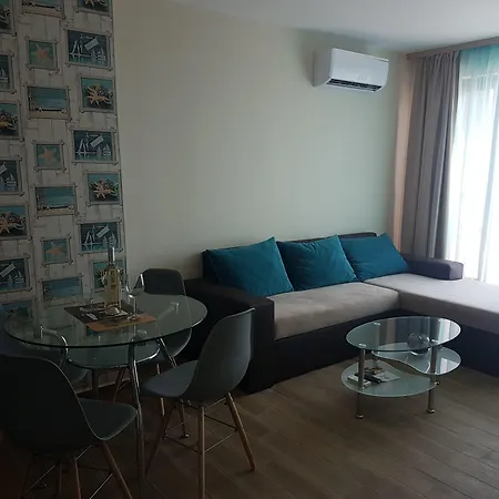 Iglika Aparthotel 3*