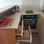 アパートホテル Iglika ポモリエ