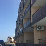 Iglika アパートホテル ポモリエ