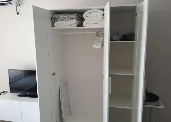 Iglika 아파트호텔 포마리